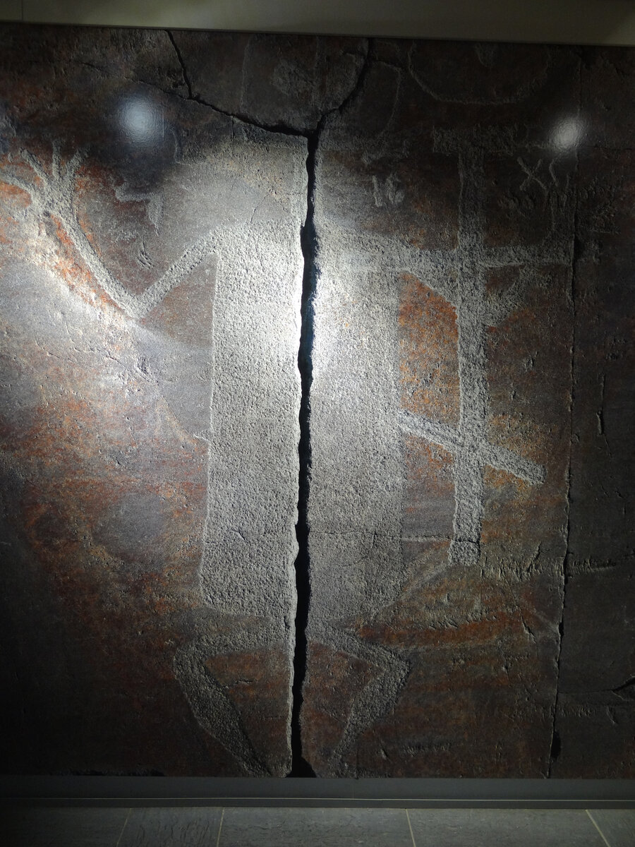 Изображение Беса с мыса Бесов Нос в Национальном музее Республики Карелия