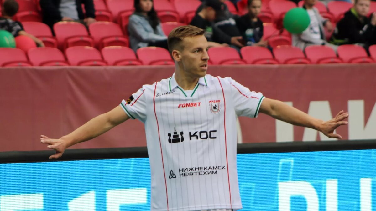     Защитник казанского «Рубина» Дмитрий Кабутов назвал причину, по которой клуб будет готовиться к предстоящим матчам чемпионата России не в столице Татарстана, а в Турции.