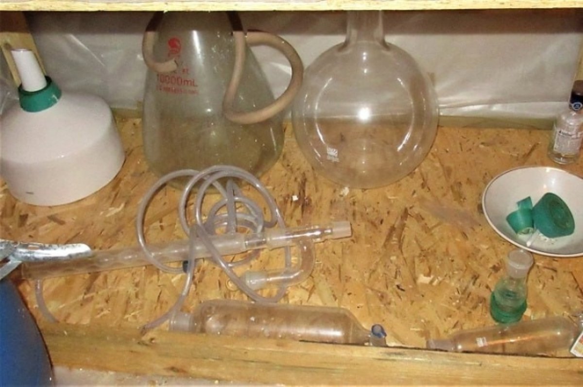    Сибиряку грозит пожизненный срок за организацию нарколаборатории на даче