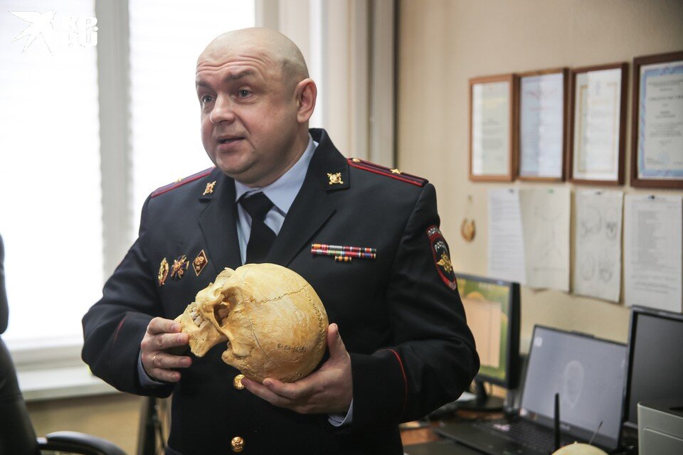    Полицейский Алексей Пяткин считает работу частью своей миссии - помогать людям. ИВАНОВА Диана