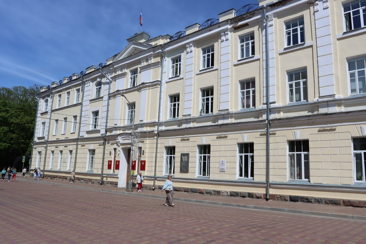    Концепцию ремонта улицы Октябрьской революции в Смоленске доработают