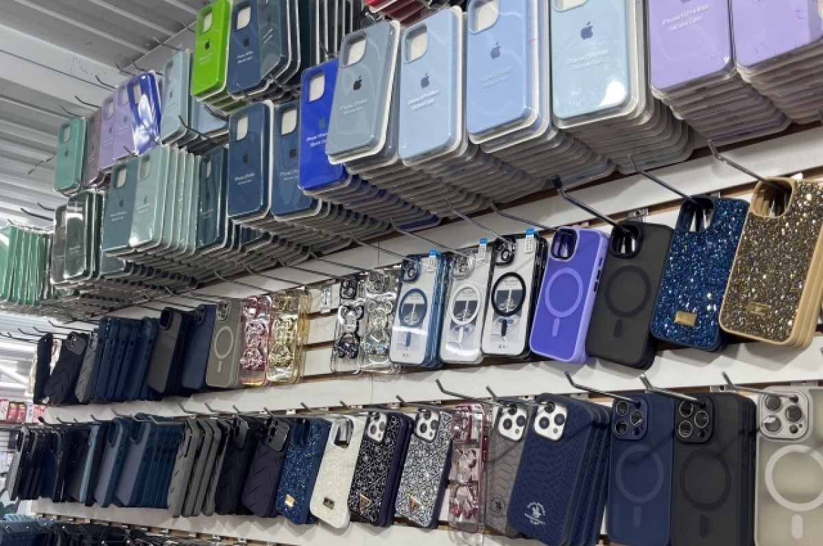    В магазине Ростова таможенники нашли более 7 тыс. контрафактных товаров