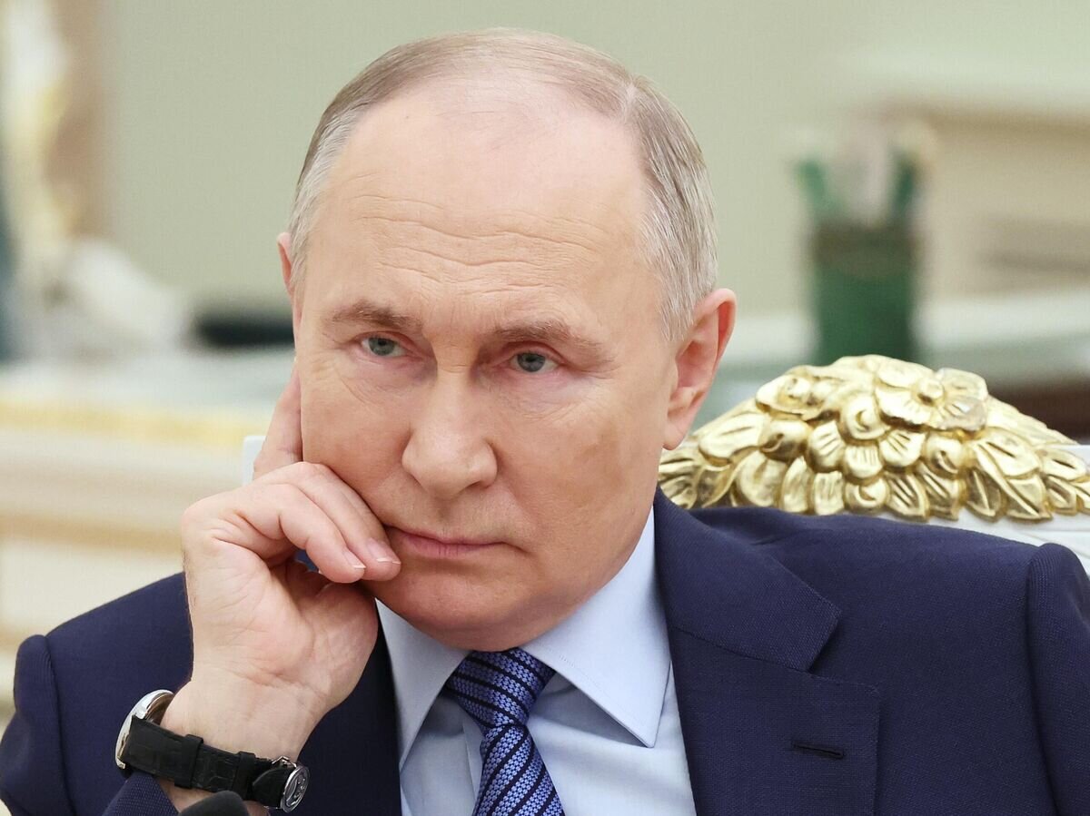    Президент РФ В. Путин встретился с победителями конкурса управленцев "Лидеры России"© POOL