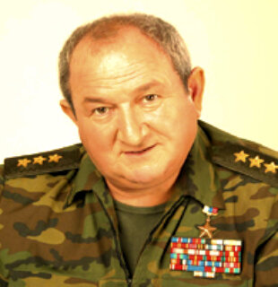 Герой России, генерал-полковник Трошев Геннадий Николаевич