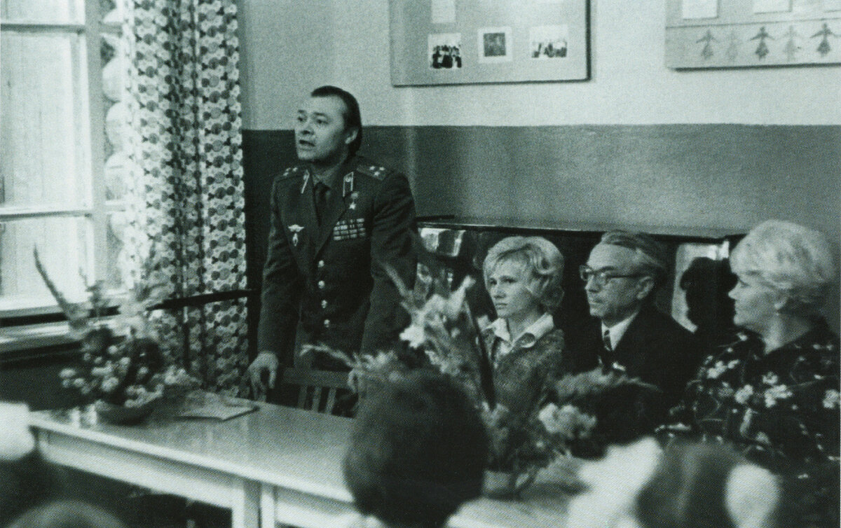 Встреча с читателями в Доме пионеров г.Камень-на-Оби. 1970 г.