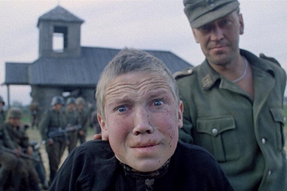 Кадр из фильма «Иди и смотри» (1985)