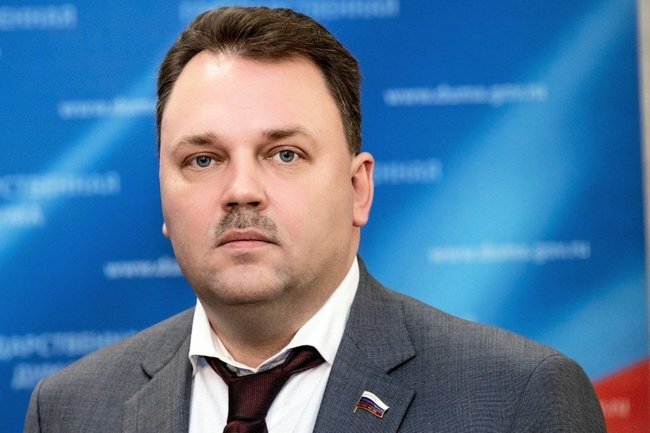    Депутат Госдумы Артем Кирьянов