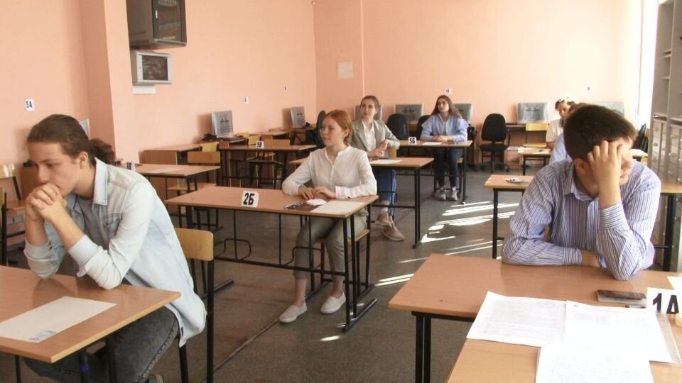    ЕГЭ. Источник: телеканал "Толк"