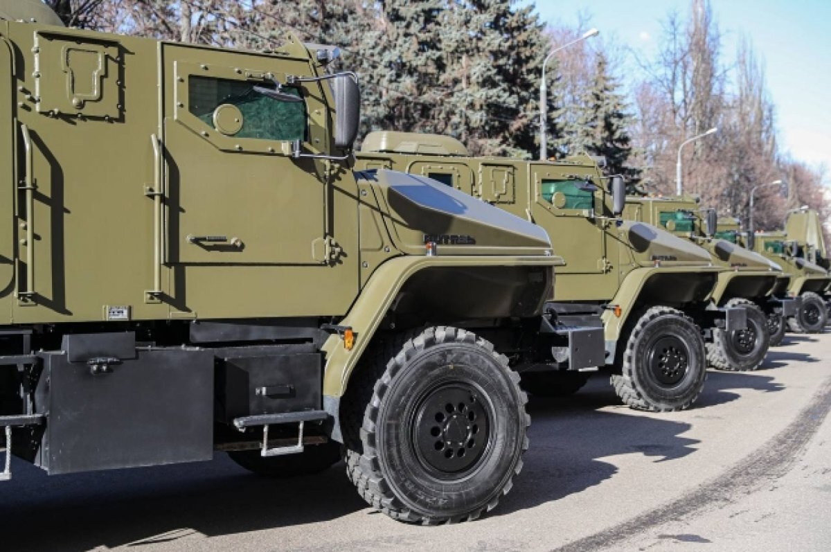    Башкирия передала 18 бронированных автомобилей «Урал» на нужды СВО