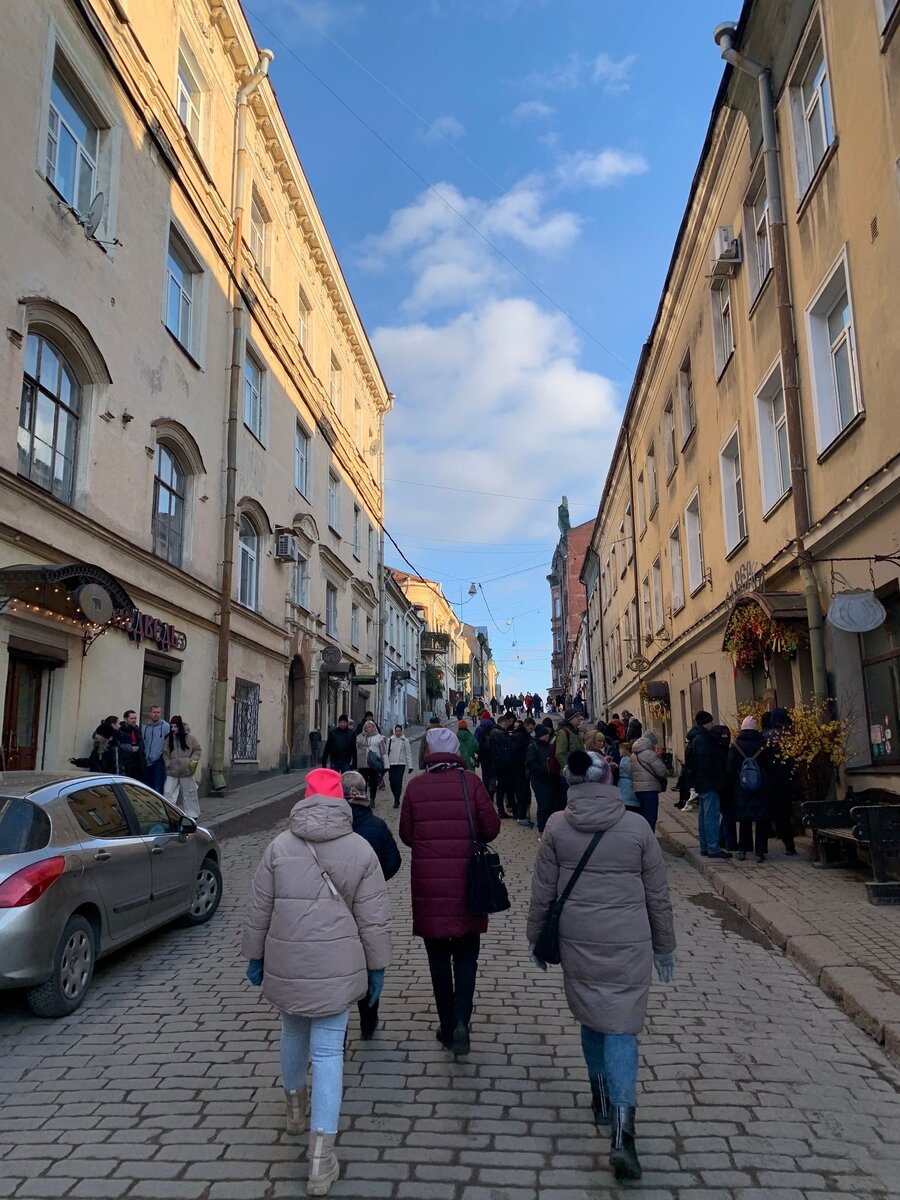 фото автора - улица Выборга