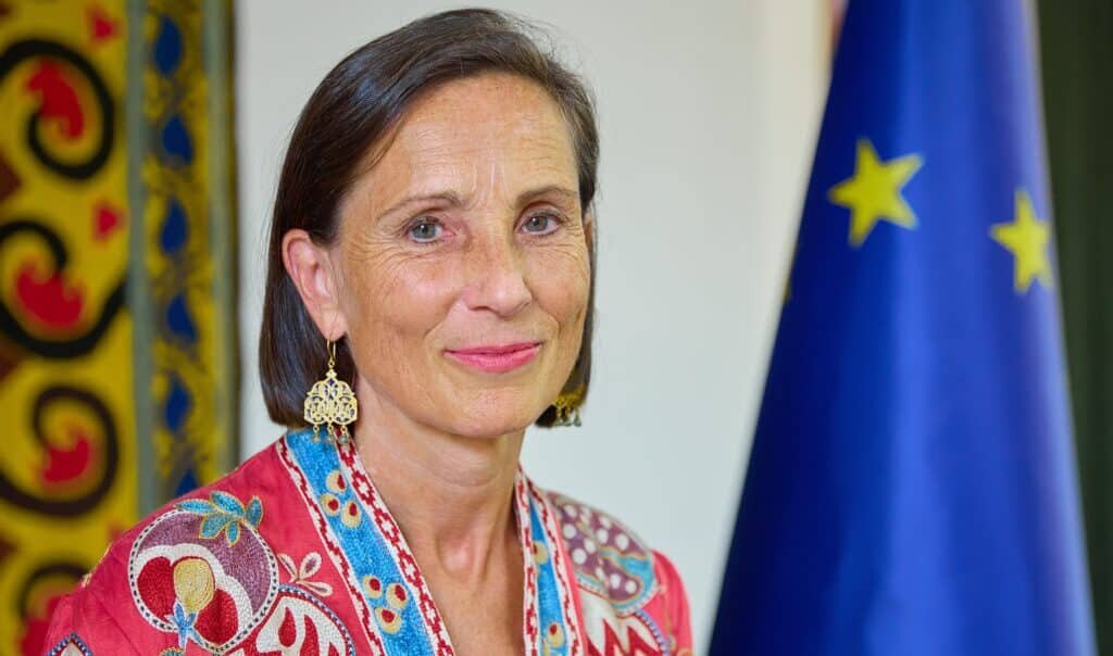 Об этом глава европейской дипмиссии рассказала в интервью «Курсиву» Европейский союз активно поддерживает женские инициативы в Узбекистане.