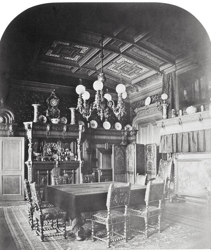 Гостиница париж москва 19 век. 1860 гостиницы. Особняк паскевича на английской набережной. Вентнор в 1860. 1860 гостиницы.