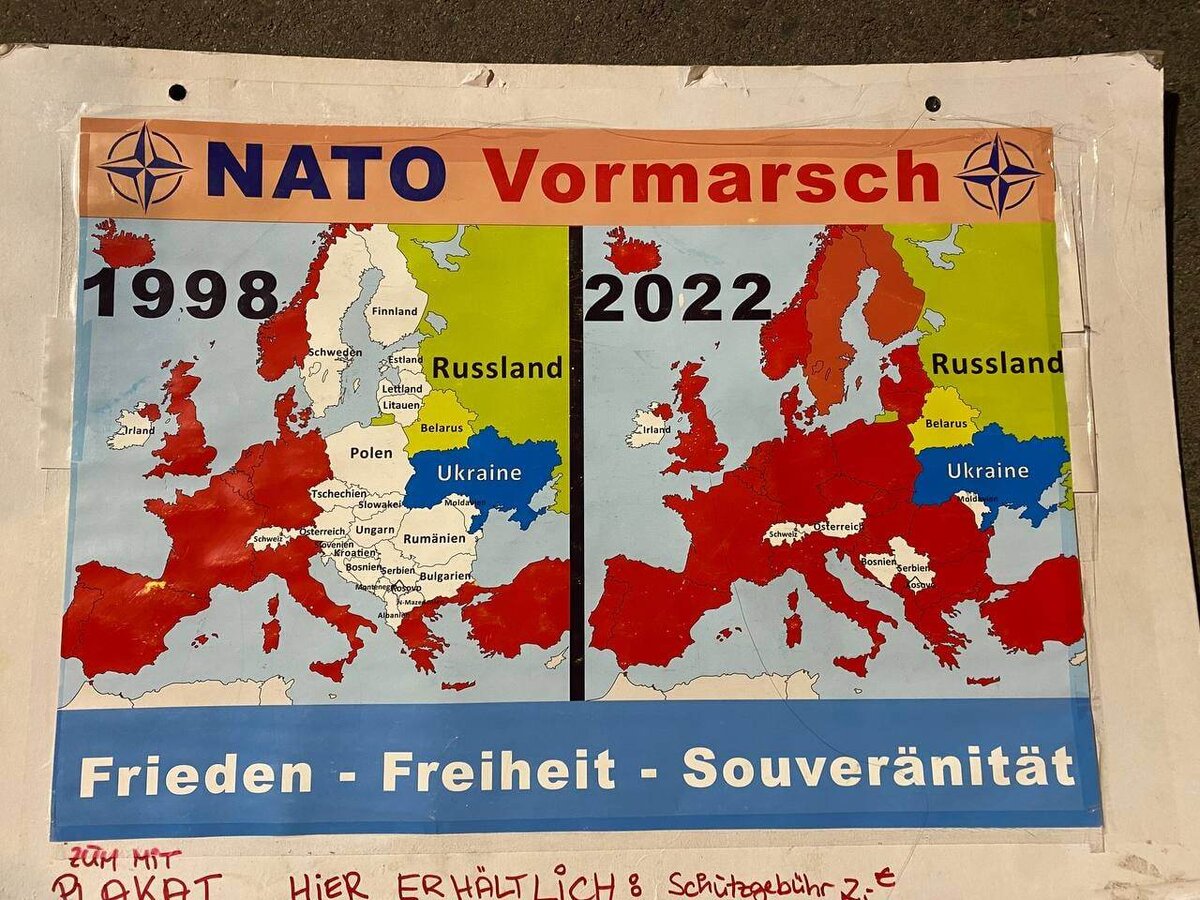После создания НАТО в 1947 году, организация насчитывала 12 государств. Начиная с 90-х годов прошлого столетия, альянс начал засасывать страны, словно гигантский водоворот корабли в океане, к 2022 году насчитывая 32 страны. 