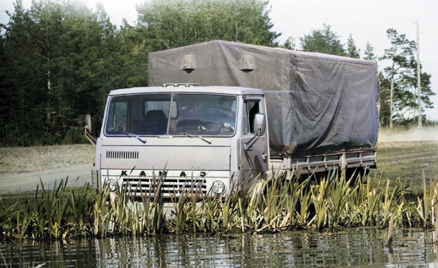 6 самых неудачных грузовиков СССР
