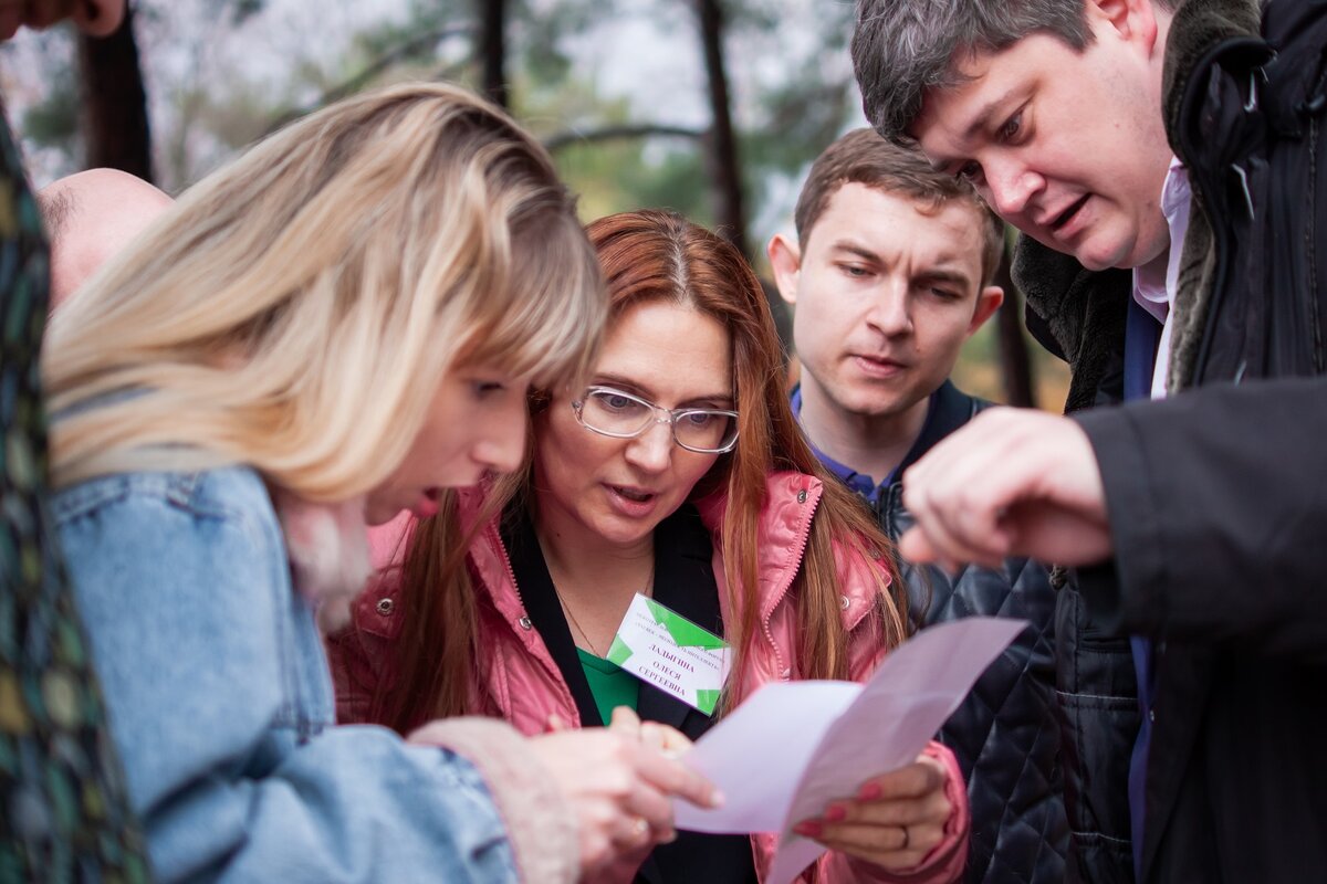 Молодежь не желает работать! Рабочие профессии очень не популярны. Все  хотят трудиться из дома и ничего не делать, лишь играть | Российский  Юридический Портал | Дзен