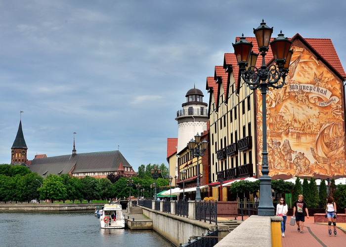 Автор: Georg 11 Источник: https://pixabay.com/photos/city-kaliningrad-embankment-river-3762469/