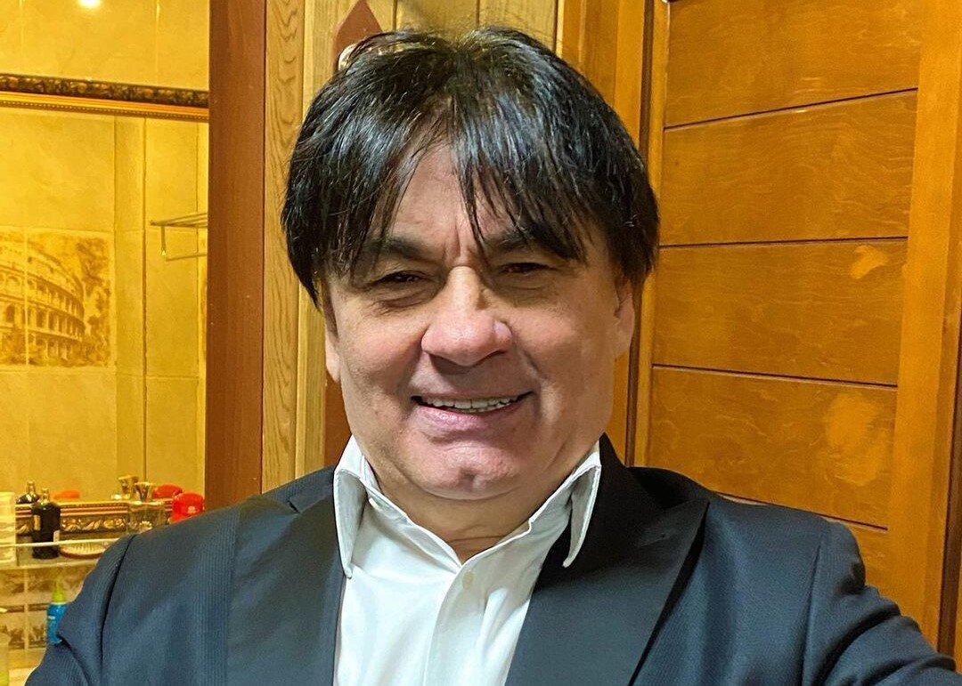 Соцсети Александра Серова