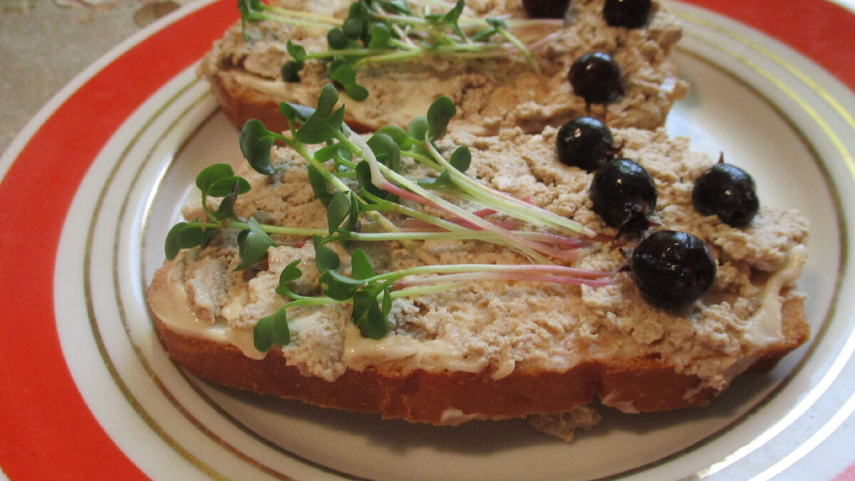 Бутерброды с микрозеленью со вкусом редиса | Праздник живота от пенсионерки  | Дзен