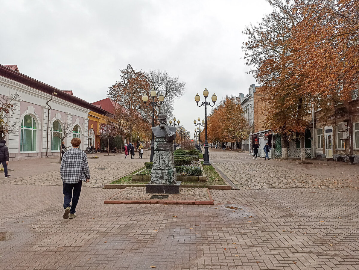 Прогулка по Ейску: знакомство с южным городом (часть 1) | com_2:  путешествия в картинках | Дзен