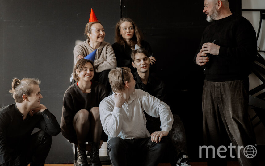    Фото с репетиции спектакля "Дорогая Елена Сергеевна".Елена Лучшева