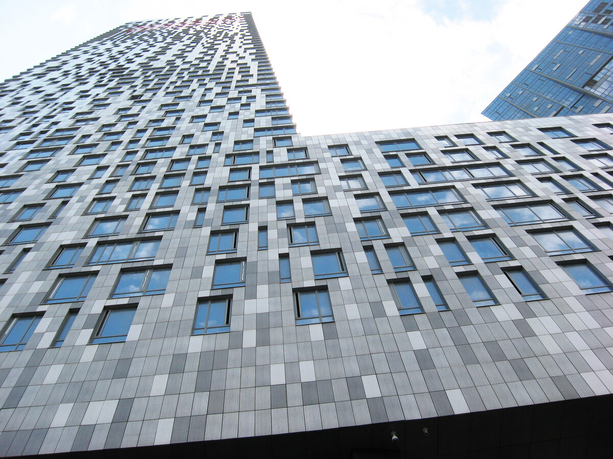 Строительная индустрия кажется непотопляемой. Фото: Мир Квартир