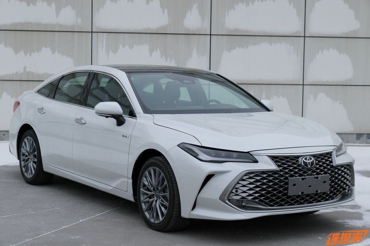 Новая Toyota Camry поделилась моторами с большим седаном Toyota Avalon |  iXBT.com | Дзен