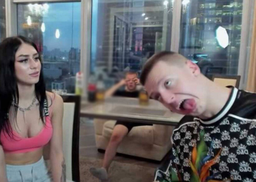 Фрагмент со стрима меллстроя