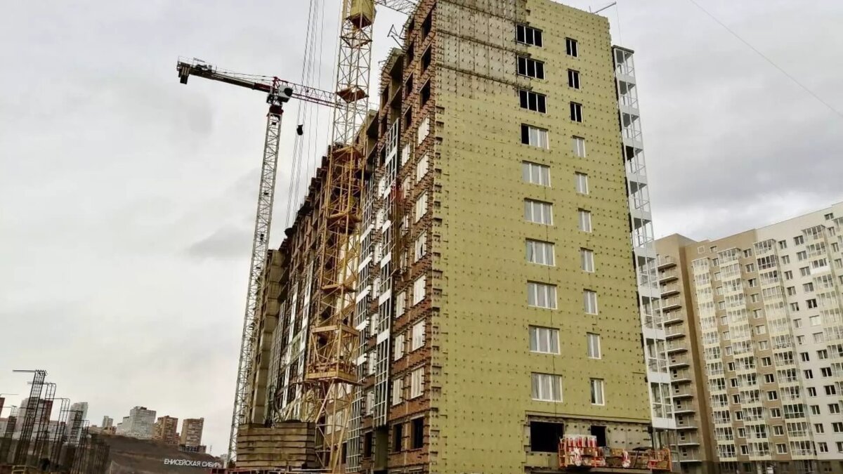     В Красноярске вынесли приговор по делу о гибели двух рабочих на строительной площадке в Тихих Зорях.