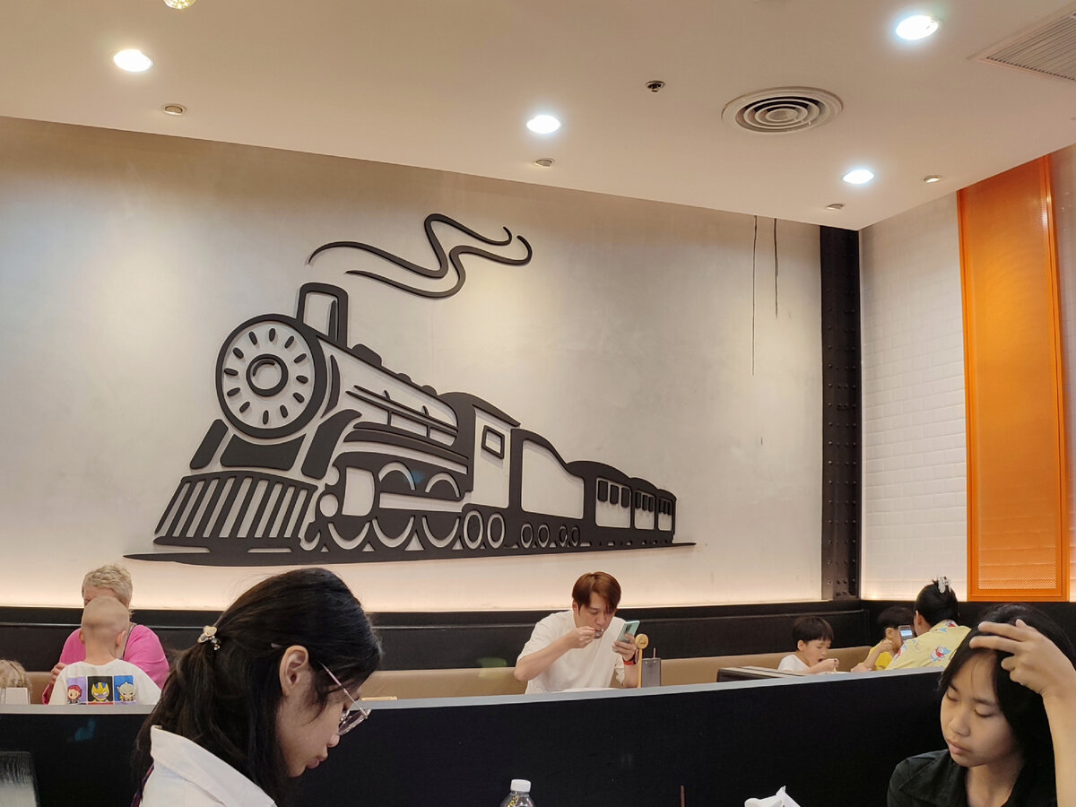 Наш паровоз, вперёд летит... В Санта Фе остановка 😄