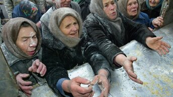 Повестка дна - 8: минимальная пенсия в России должна составлять 45,3 тыс.руб./мес. Деньги есть.