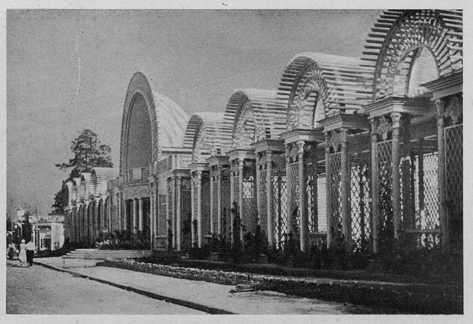 Павильон со стороны Садового проезда, 1939. Из журнала "Архитектура СССР" за 1939 год (№9).