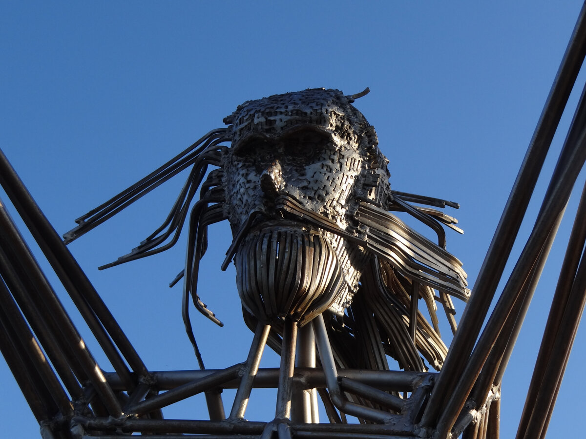 Скульптура "Рыбаки" на набережной Петрозаводска