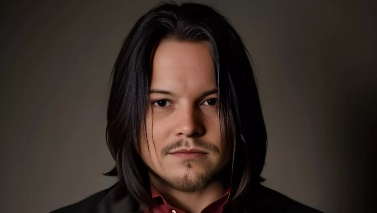     Нижегородский медиум Артемий Никара ответил на остросоциальные вопросы в шоу «Это нормально?» (16+), ведущими которого являются Ольга Бузова и Дмитрий Дибров. Выпуск вышел на телеканале ТНТ 13 марта.