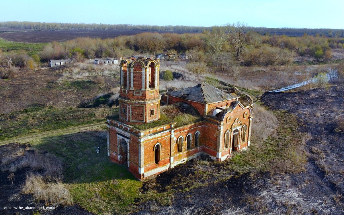 РАНЬШЕ ТУТ ЖИЛИ ТЫСЯЧИ ЛЮДЕЙ, ТЕПЕРЬ НЕТ НИКОГО. ЗАБРОШЕННОЕ СТАРИННОЕ СЕЛО  ГРЕМЯЧЕВО | Заброшенный Мир | Дзен