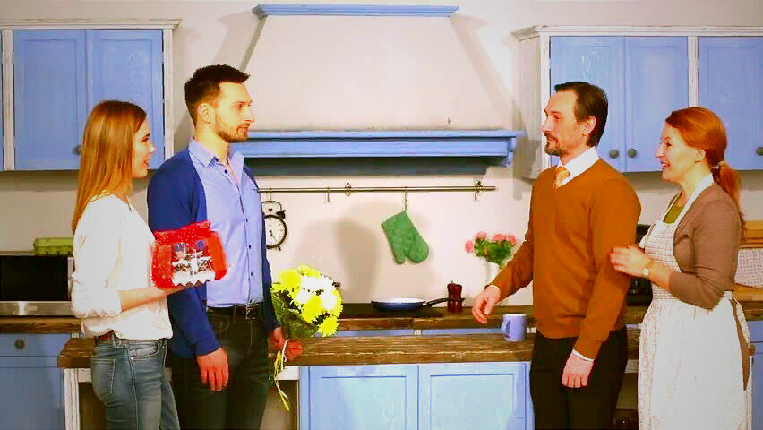 Виолетта знакомится с родителями Федора