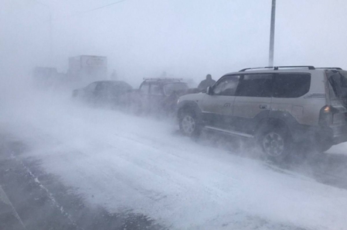    17 ДТП произошло на Камчатке во время циклона 14 марта