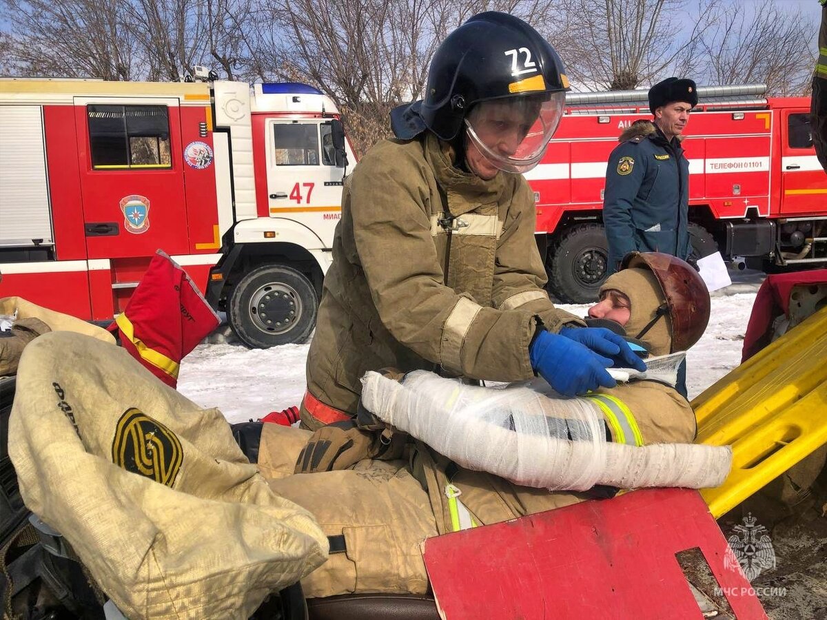 Уйские огнеборцы заняли третье место на соревнованиях по спасательным  работам | Kolos-74.ru | Дзен