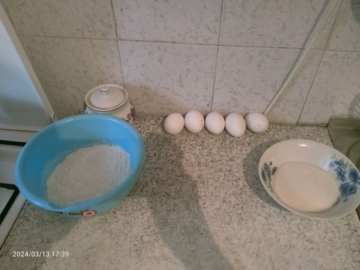 Продукты для приготовления бисквита