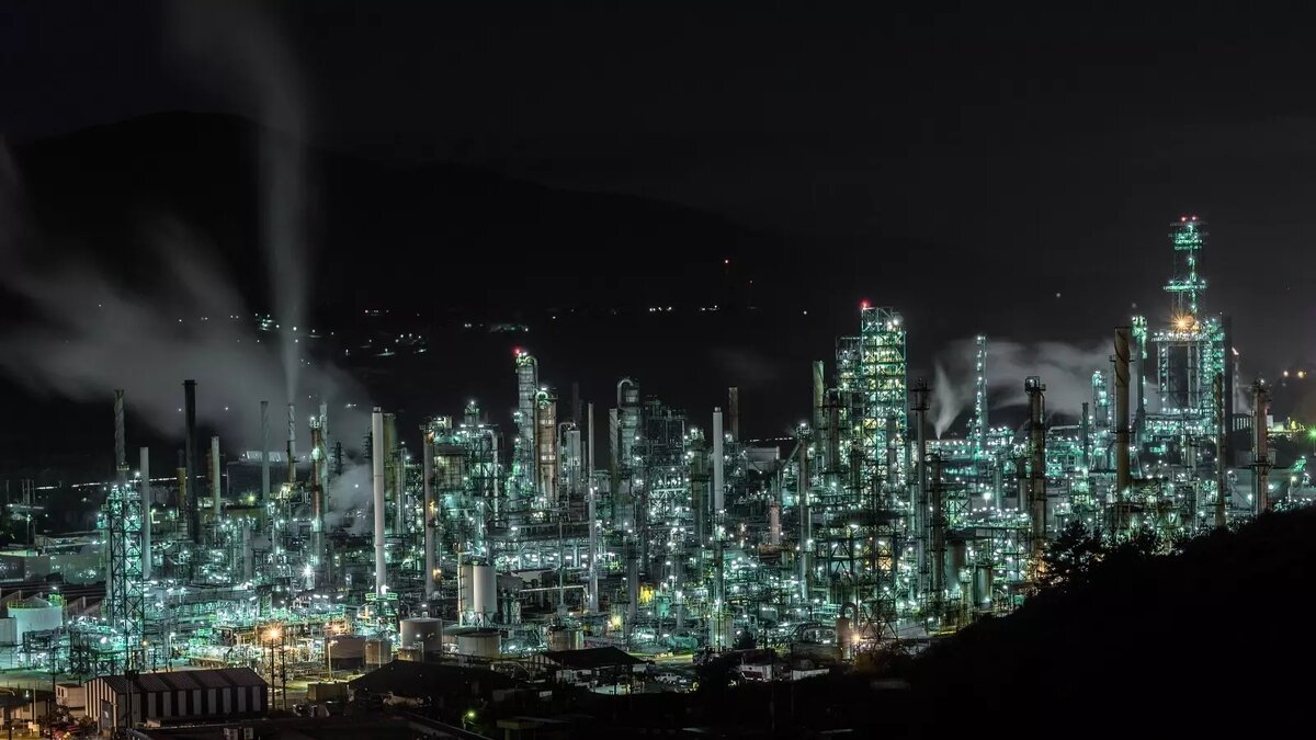     Неопределенные перспективы спроса на топливо в Китае и выросшая конкуренция на азиатском рынке с Индией, которая перестала поставлять ГСМ в Европу из-за хуситов в Красном море, привели к падению операционных показателей частных китайских НПЗ