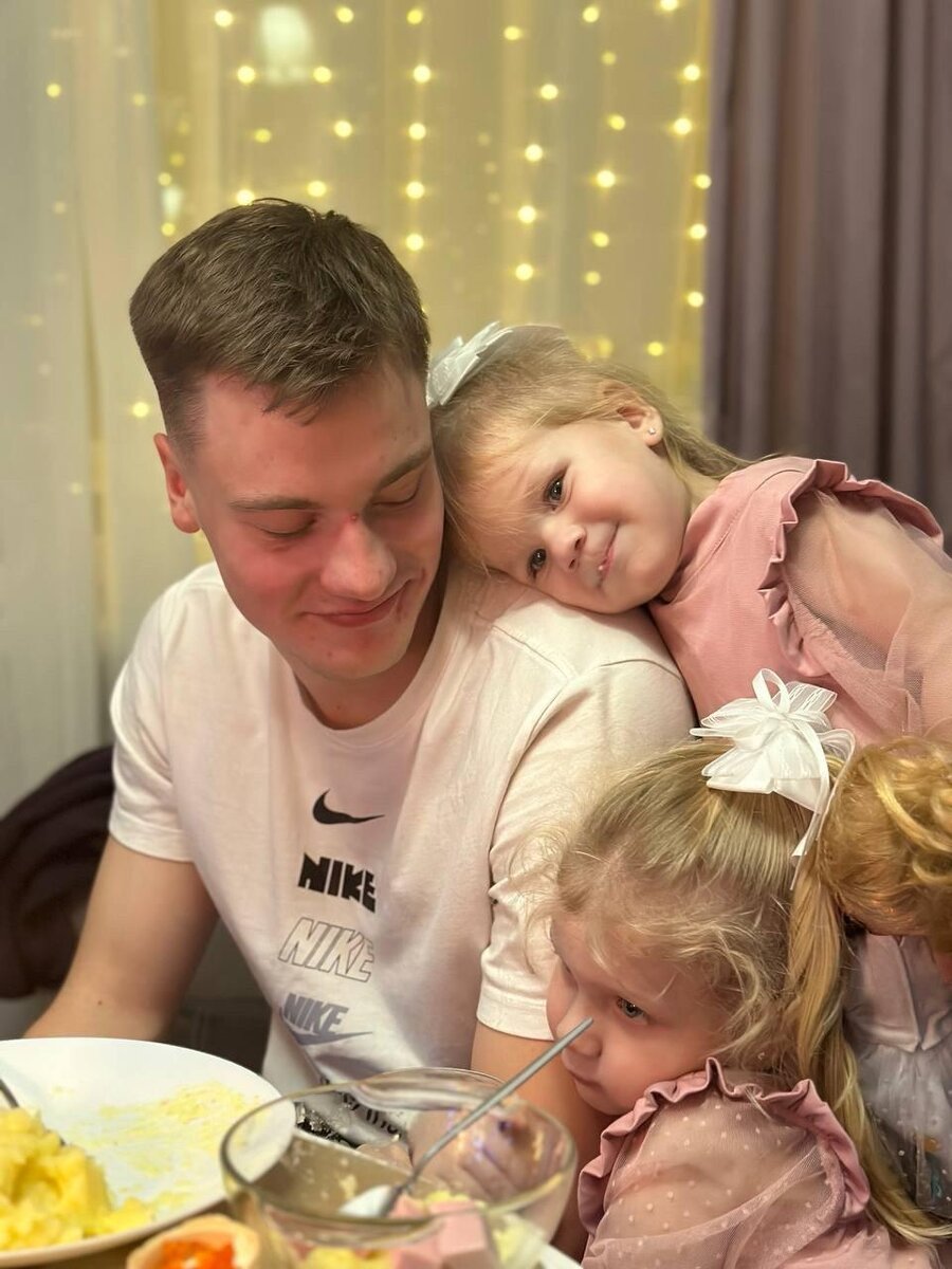 Станислав Садовский с племянницами