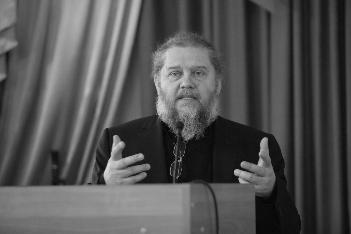 Протоиерей Андрей Вадимович Лоргус (1956), русский православный священник, писатель, психолог, ректор, преподаватель и общественный деятель.