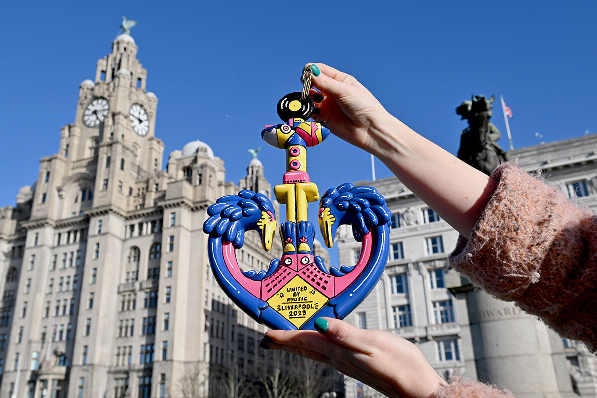 Anthony Devlin / Getty Images📷На фото: символический ключ «Евровидения»