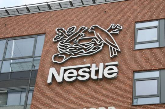    Инвесторы давят на Nestle из-за высокой доли продаж нездорового питания