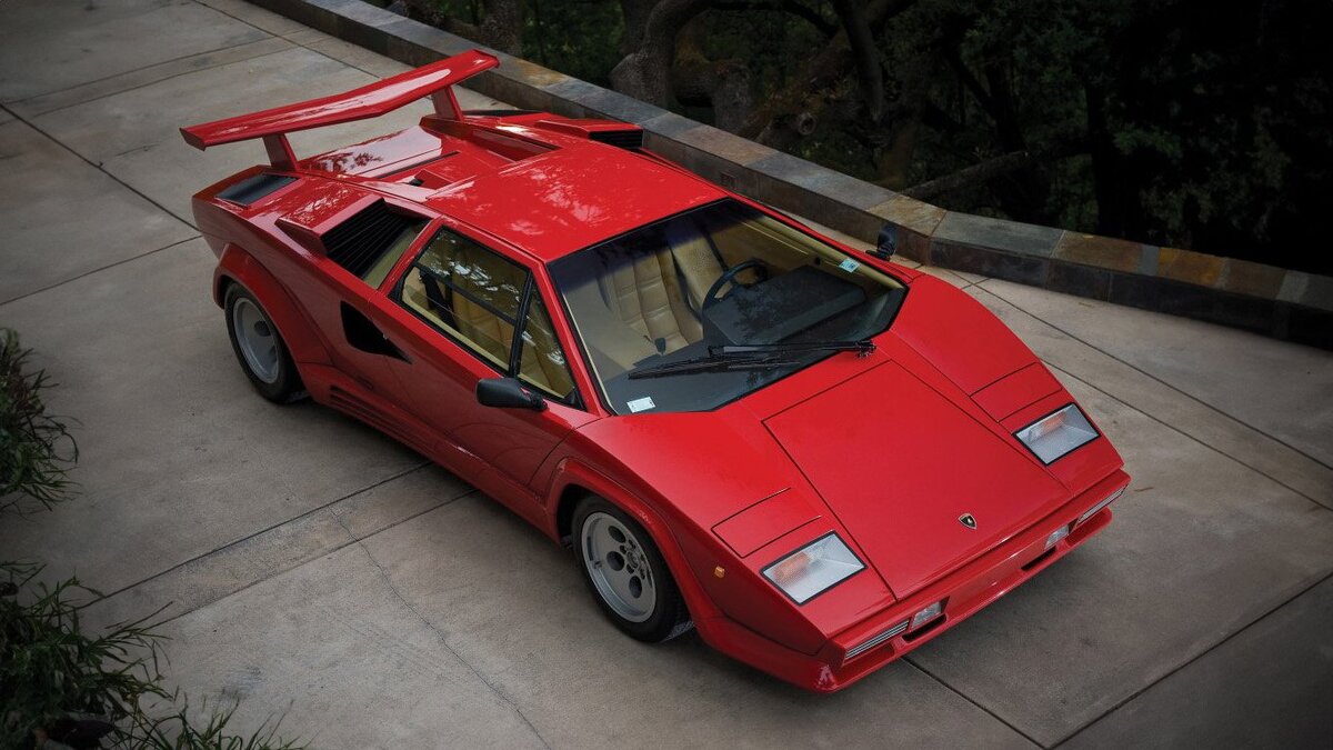    Lamborghini Coutach