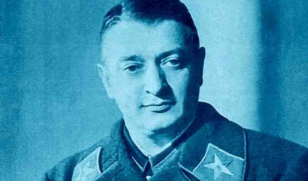 Маршал Тухачевский Михаил Николаевич