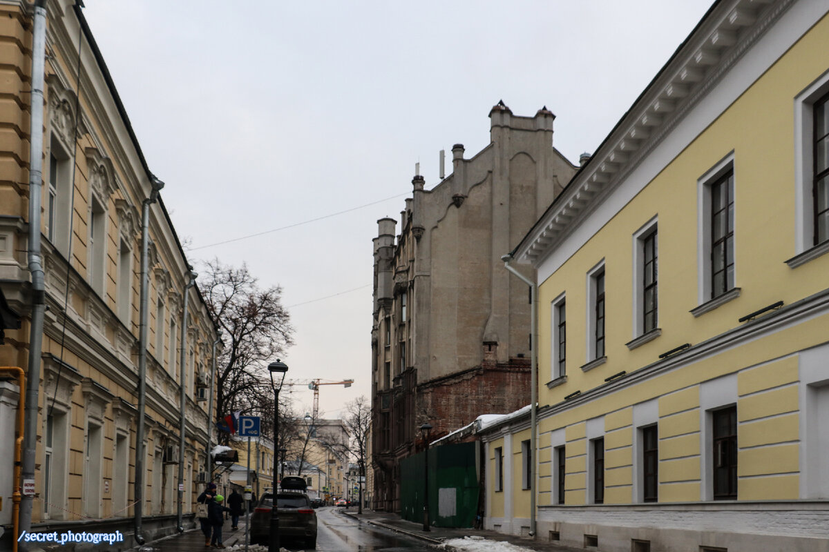 Малый Харитоньевский переулок и Училище митрополита Филарета для девиц  духовного звания | Тайный фотограф Москвы | Дзен