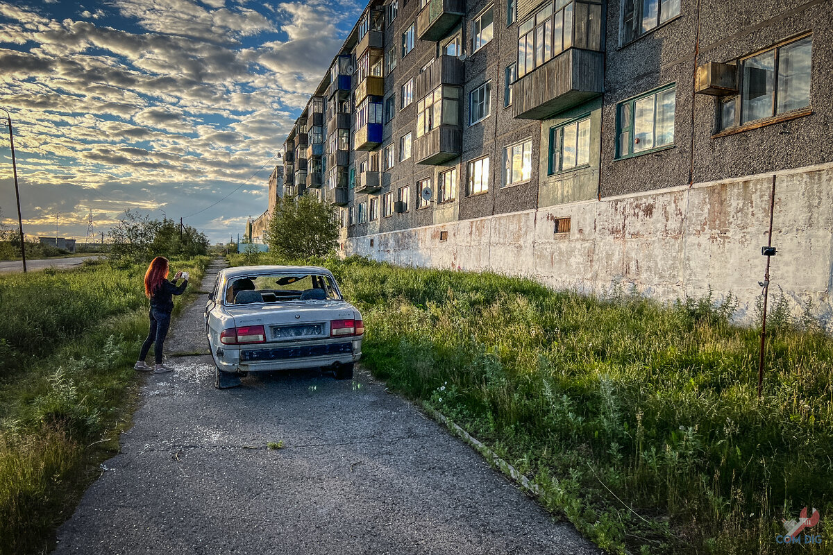 Поселок «Северный», Воркута. Брошенные машины уехавших жителей, за которыми  никогда не вернутся. Почему так происходит? — объясняю | ComDig | Urban  Exploration | Дзен