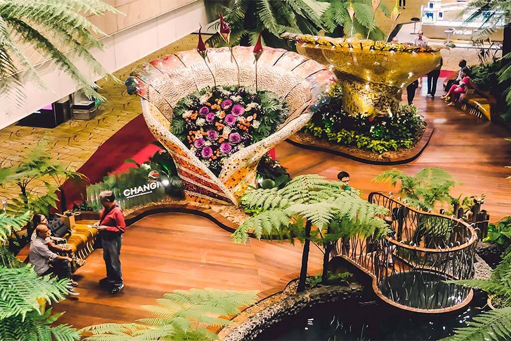(Enchanted Garden) photo by changiairport.com