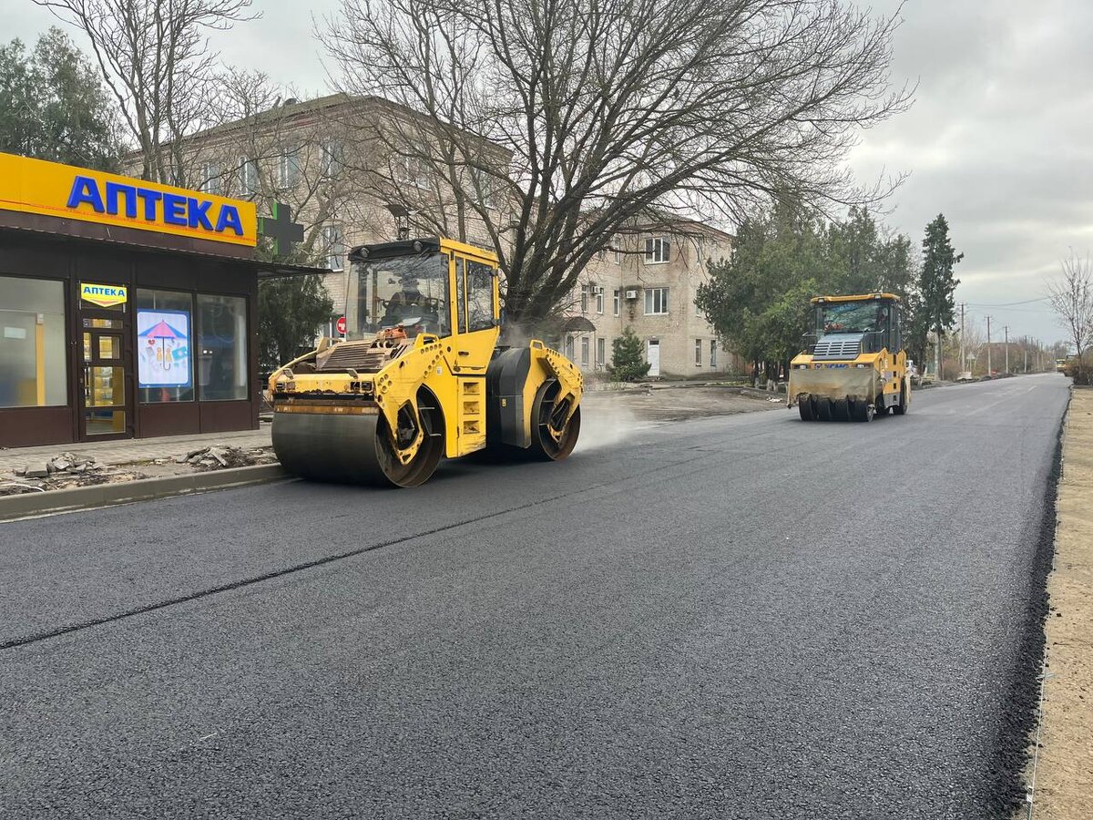 Автодор» отремонтирует 300 километров дорог в ЛНР | Таврия. Херсонская  область | Дзен