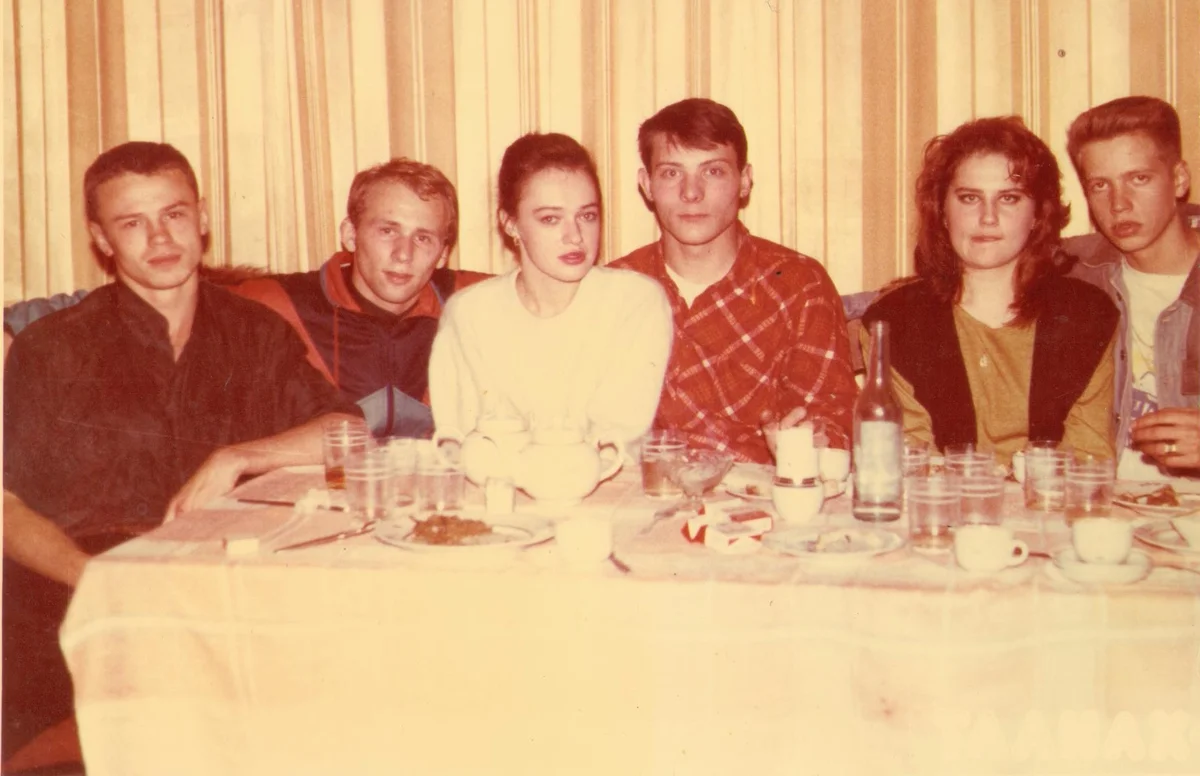 90-ые. Кабак...